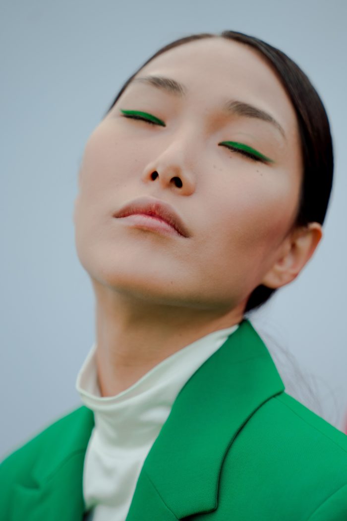 match eye makeup with green dress
