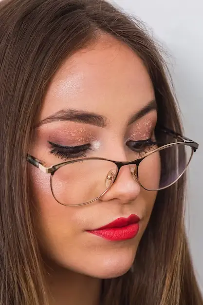  Lashes With Glasses