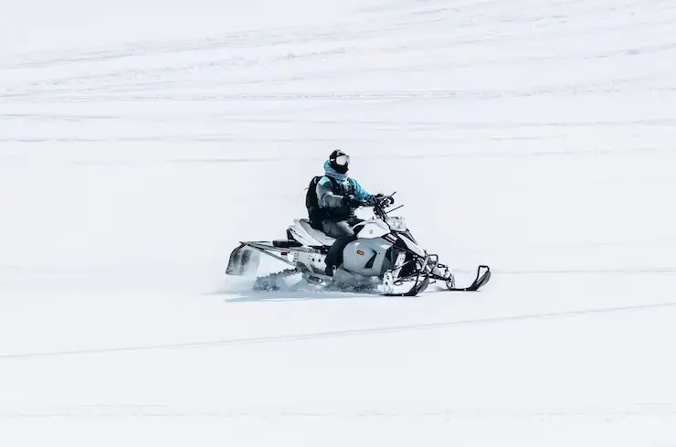 how to stop Snowmobile Goggles From Fogging Up
