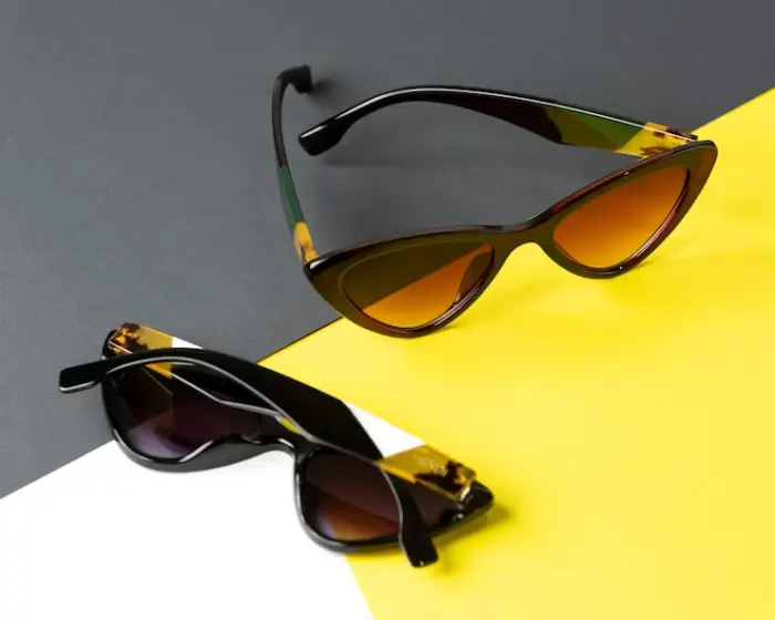 ski goggles vs sunglasses which one best?